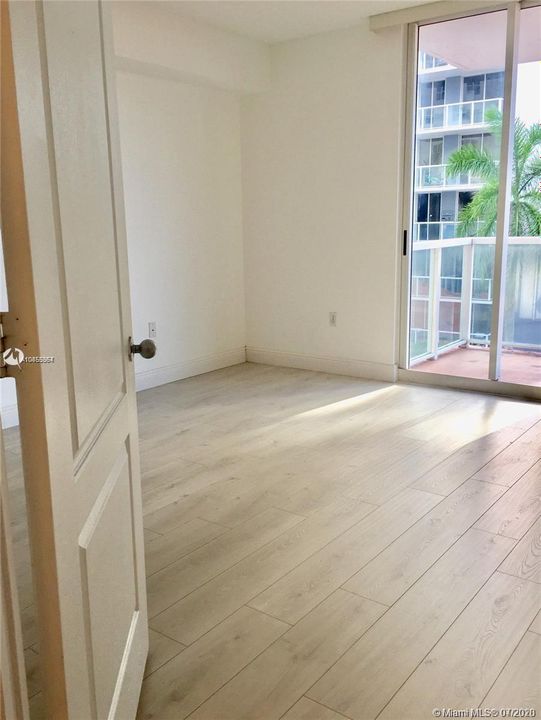 Recently Rented: $1,500 (1 beds, 1 baths, 685 Square Feet)