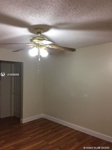 Recently Rented: $1,000 (3 beds, 1 baths, 822 Square Feet)