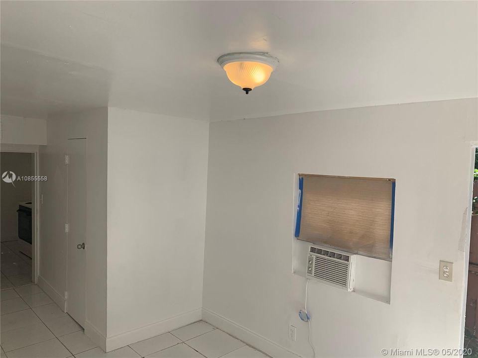 Недавно арендовано: $700 (0 спален, 0 ванн, 1012 Квадратных фут)