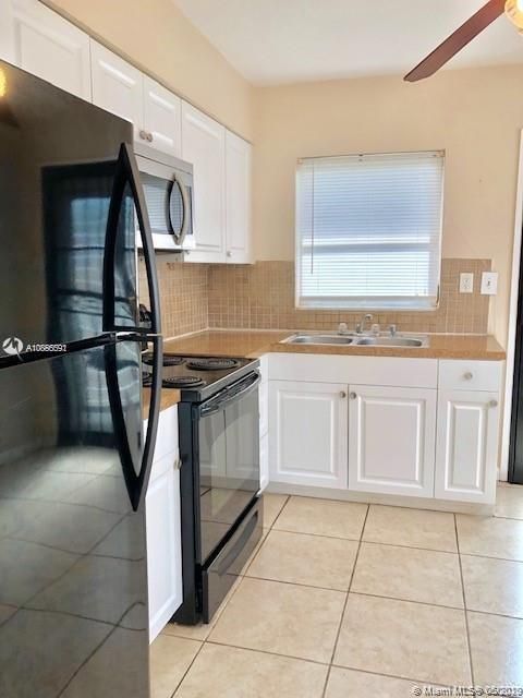 Recientemente alquilado: $1,500 (2 camas, 1 baños, 0 Pies cuadrados)