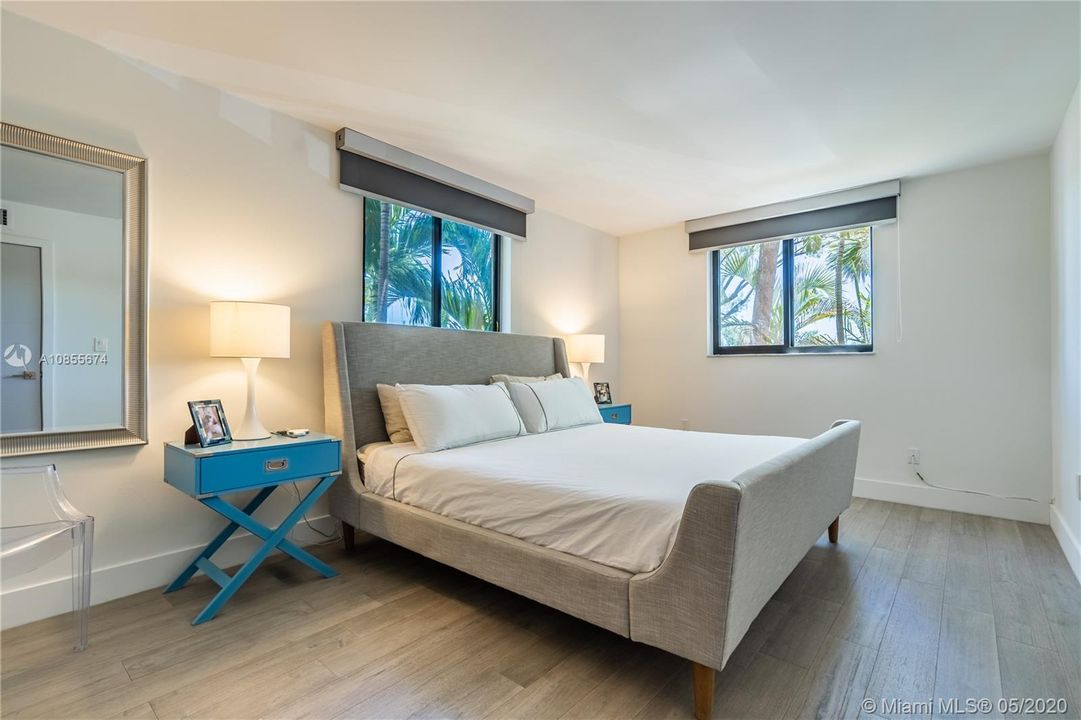 Vendido Recientemente: $219,000 (2 camas, 2 baños, 983 Pies cuadrados)