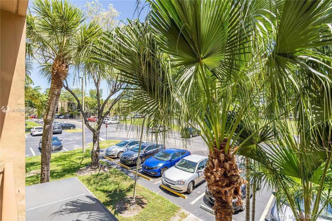 Vendido Recientemente: $219,000 (2 camas, 2 baños, 983 Pies cuadrados)