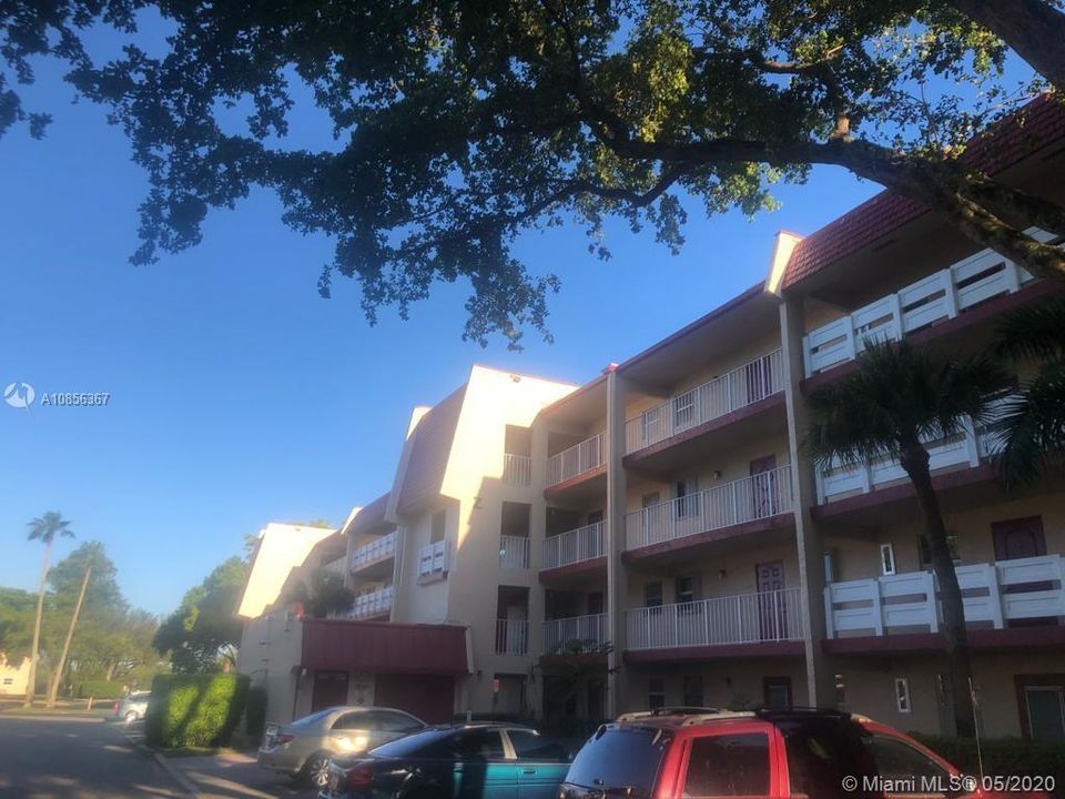 Recently Sold: $55,000 (1 beds, 1 baths, 775 Square Feet)