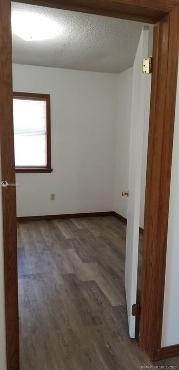 最近租的: $925 (3 贝兹, 1 浴室, 1140 平方英尺)