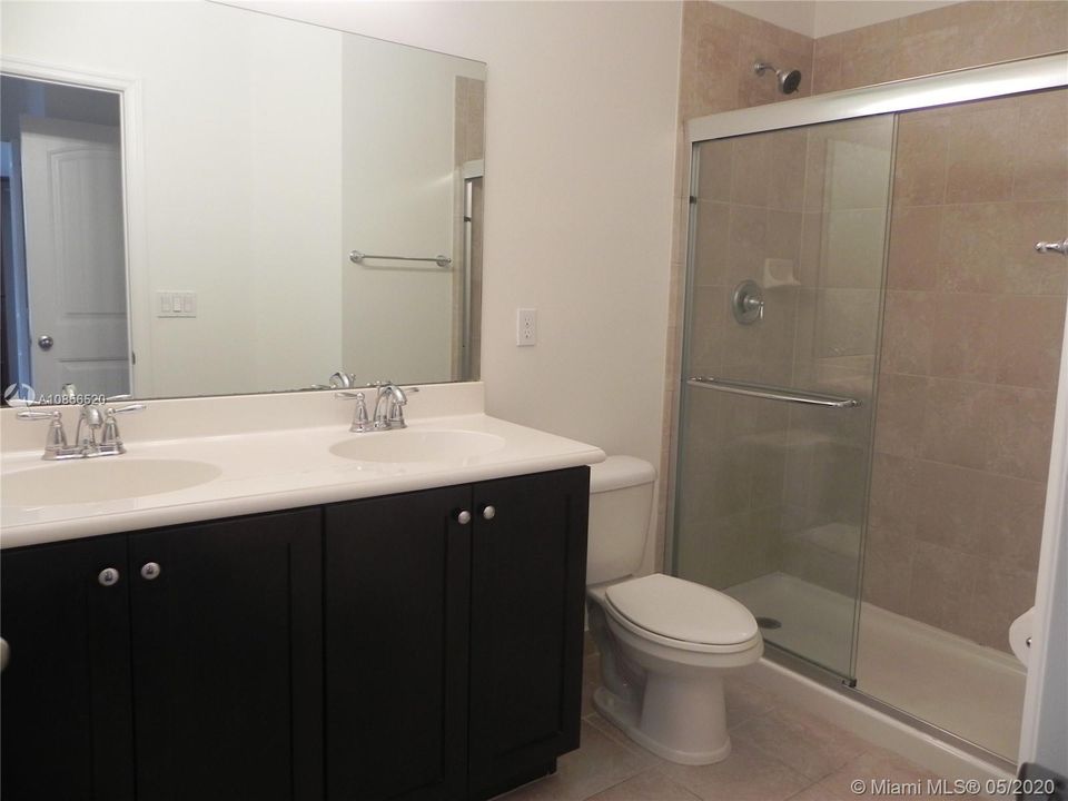 Upstairs Master Bath