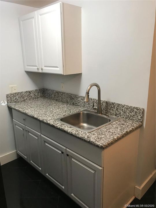 Recently Rented: $1,099 (0 beds, 1 baths, 350 Square Feet)