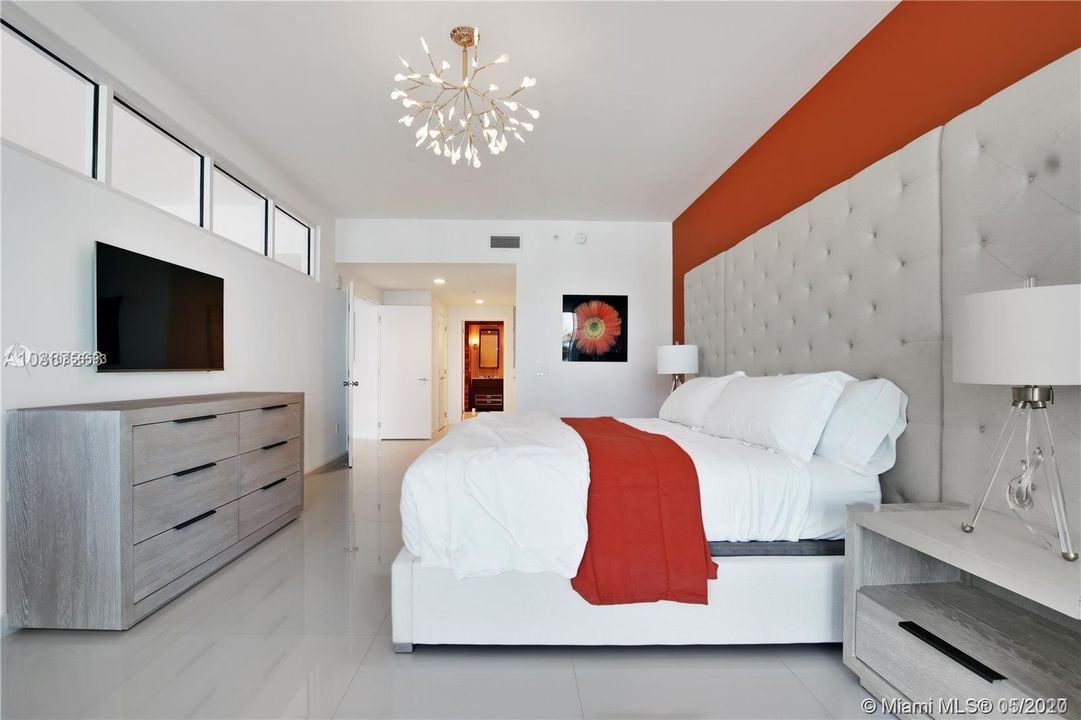 Recently Rented: $13,500 (2 beds, 2 baths, 2450 Square Feet)