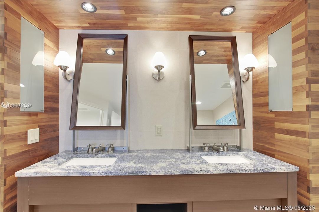 Recently Rented: $13,500 (2 beds, 2 baths, 2450 Square Feet)