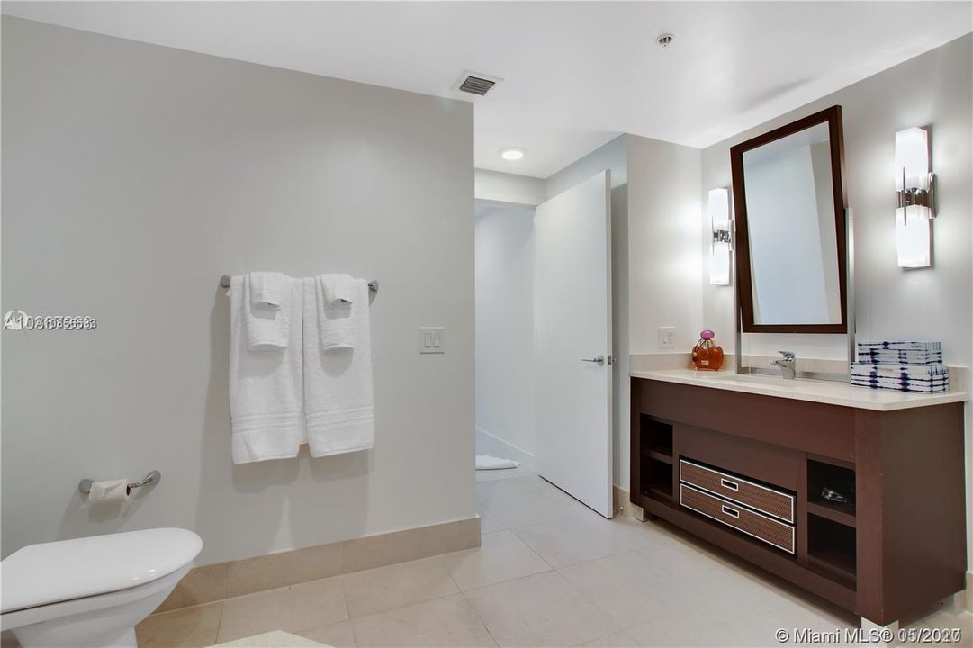 Recently Rented: $13,500 (2 beds, 2 baths, 2450 Square Feet)