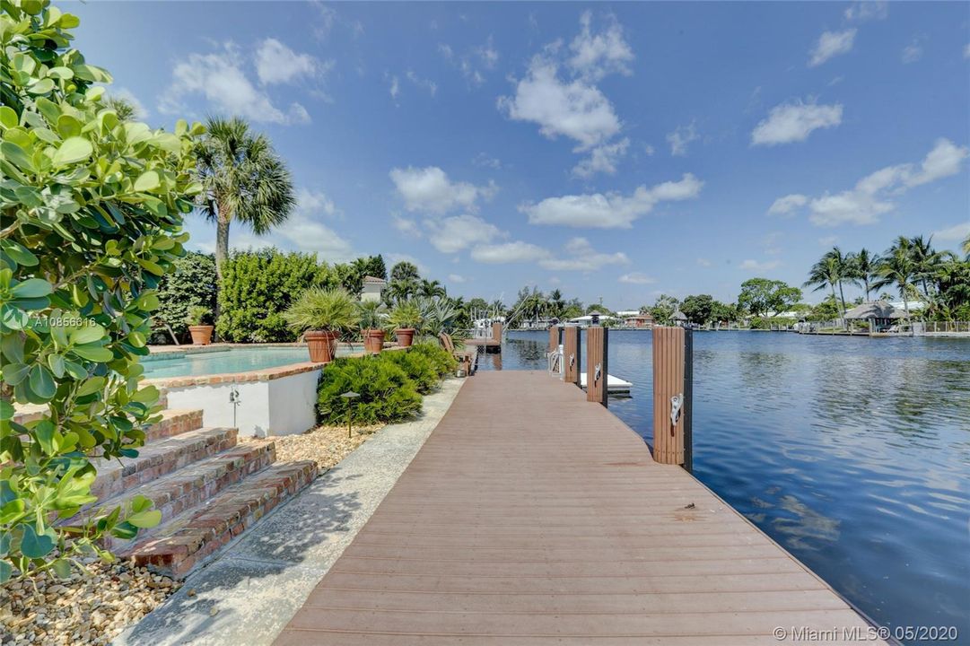 最近售出: $799,000 (3 贝兹, 2 浴室, 1785 平方英尺)