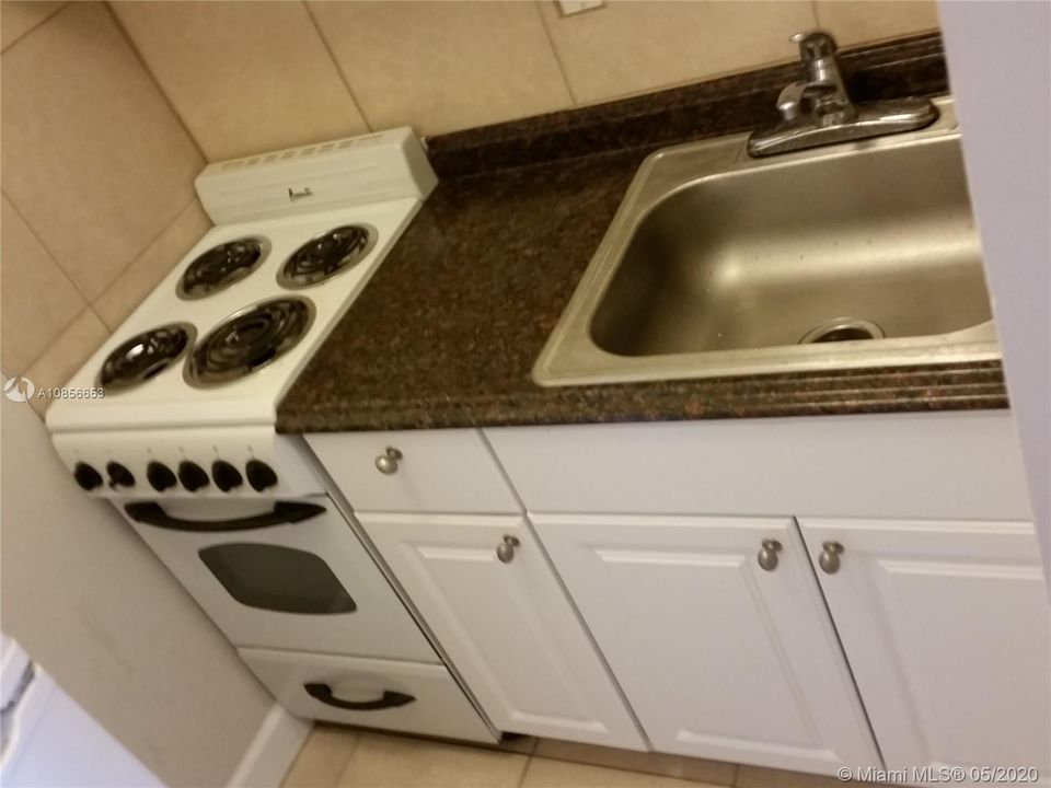 Недавно арендовано: $825 (0 спален, 1 ванн, 2452 Квадратных фут)