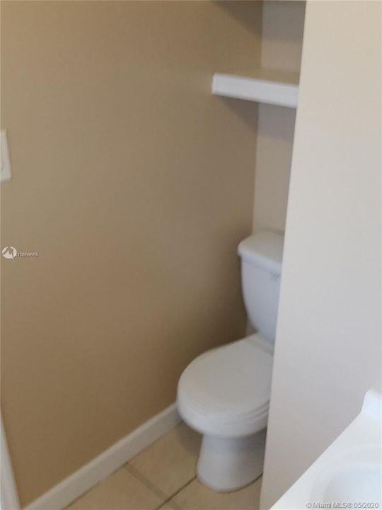 Недавно арендовано: $825 (0 спален, 1 ванн, 2452 Квадратных фут)