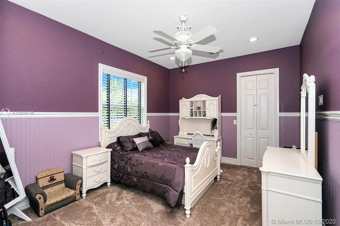 Recently Rented: $8,000 (5 beds, 4 baths, 4426 Square Feet)