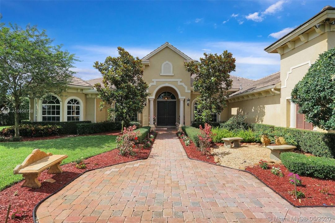 Recently Rented: $8,000 (5 beds, 4 baths, 4426 Square Feet)