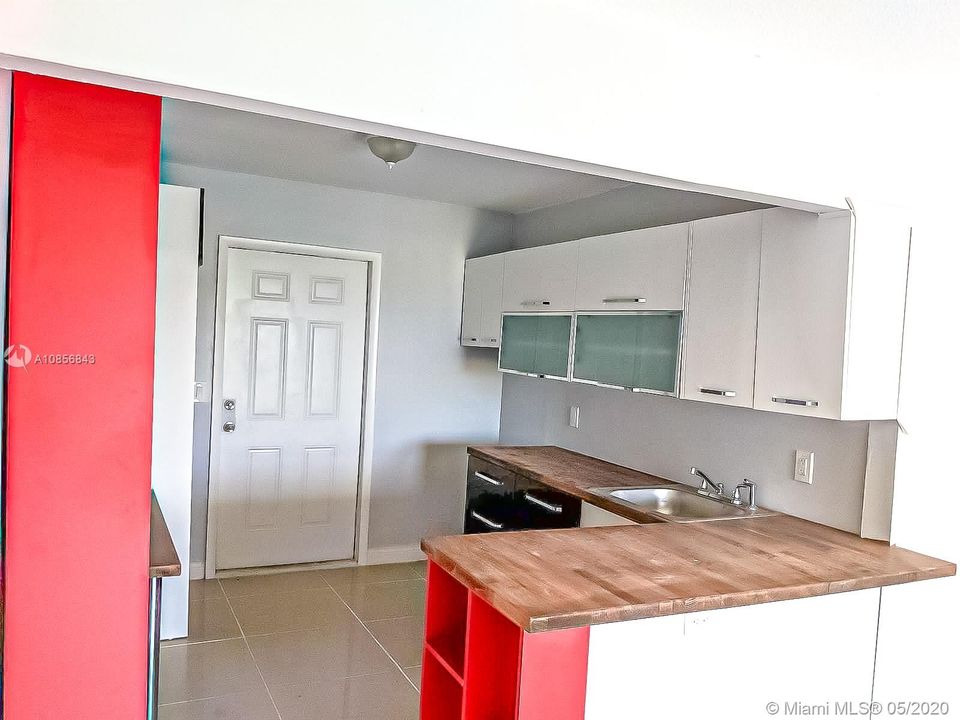 Vendido Recientemente: $475,000 (0 camas, 0 baños, 2916 Pies cuadrados)