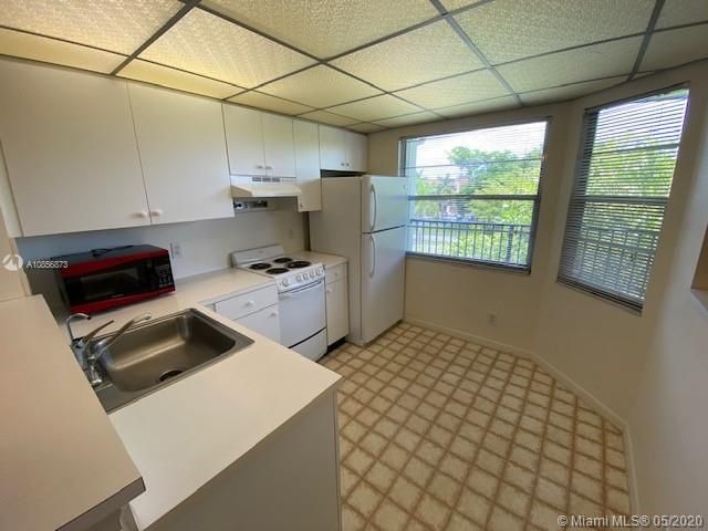 Recently Sold: $84,900 (1 beds, 1 baths, 575 Square Feet)