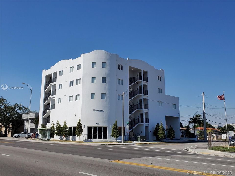 Vendido Recientemente: $4,300,000 (0 camas, 0 baños, 24476 Pies cuadrados)