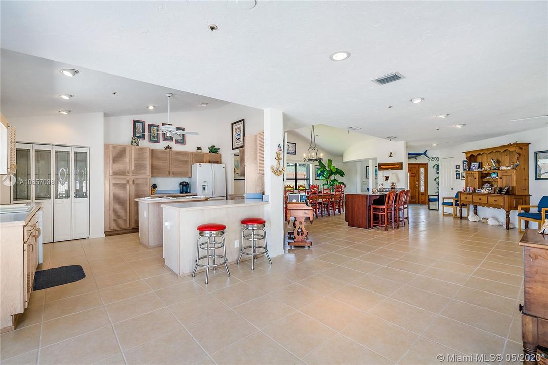 Open Kitchen