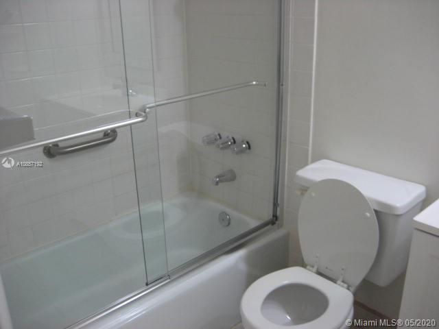 Недавно арендовано: $1,250 (1 спален, 1 ванн, 490 Квадратных фут)