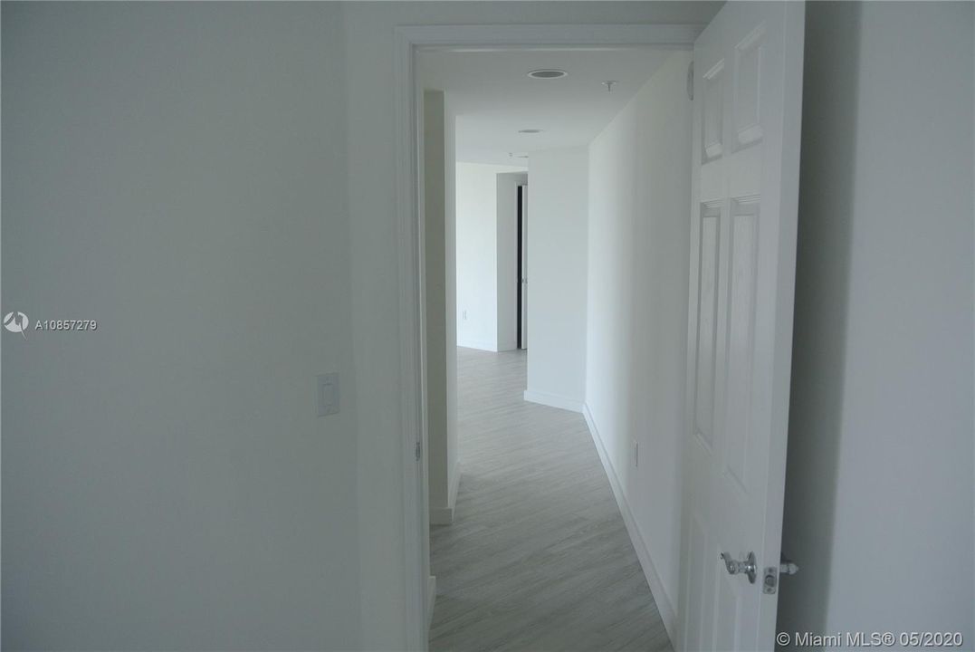 Recientemente alquilado: $2,600 (2 camas, 2 baños, 1610 Pies cuadrados)