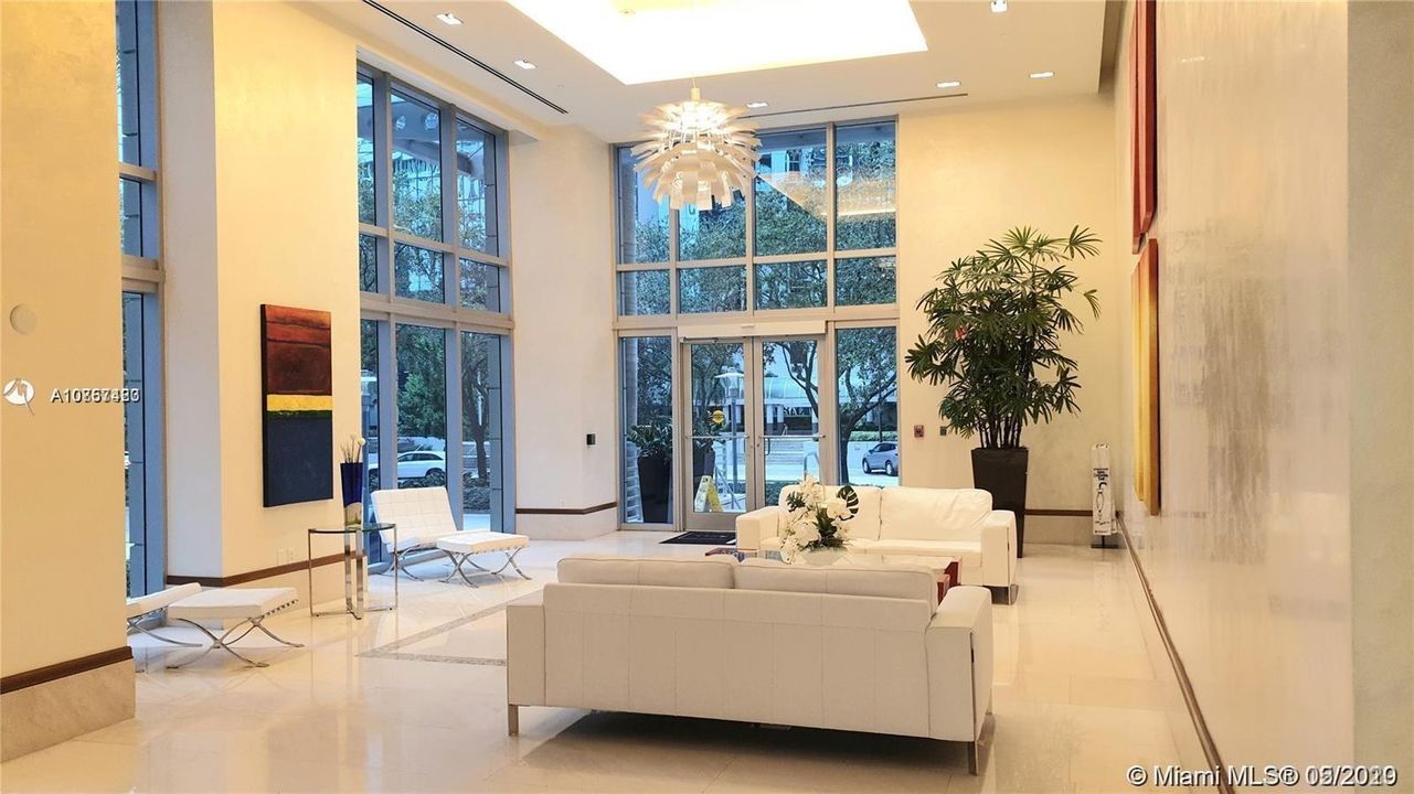 最近售出: $299,900 (2 贝兹, 2 浴室, 1440 平方英尺)