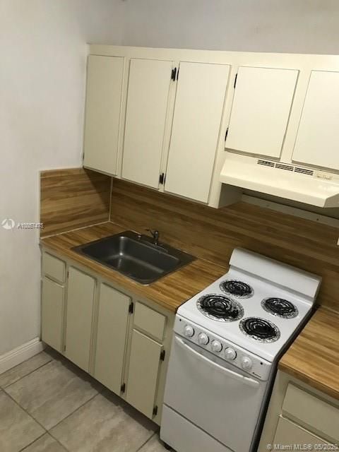 Recently Rented: $950 (0 beds, 1 baths, 867 Square Feet)