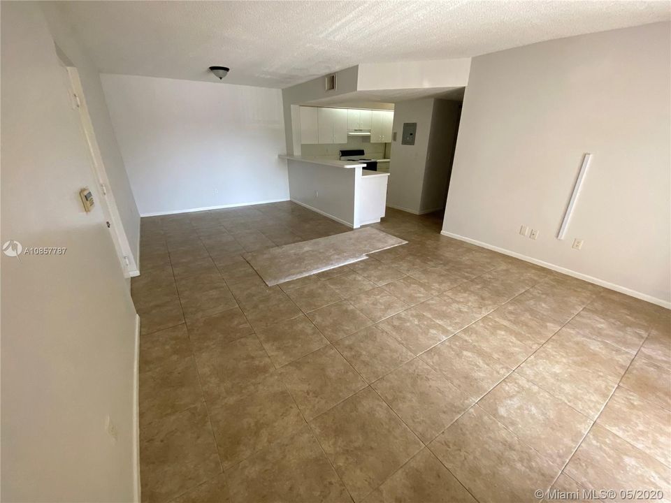 Недавно арендовано: $1,550 (2 спален, 2 ванн, 1106 Квадратных фут)