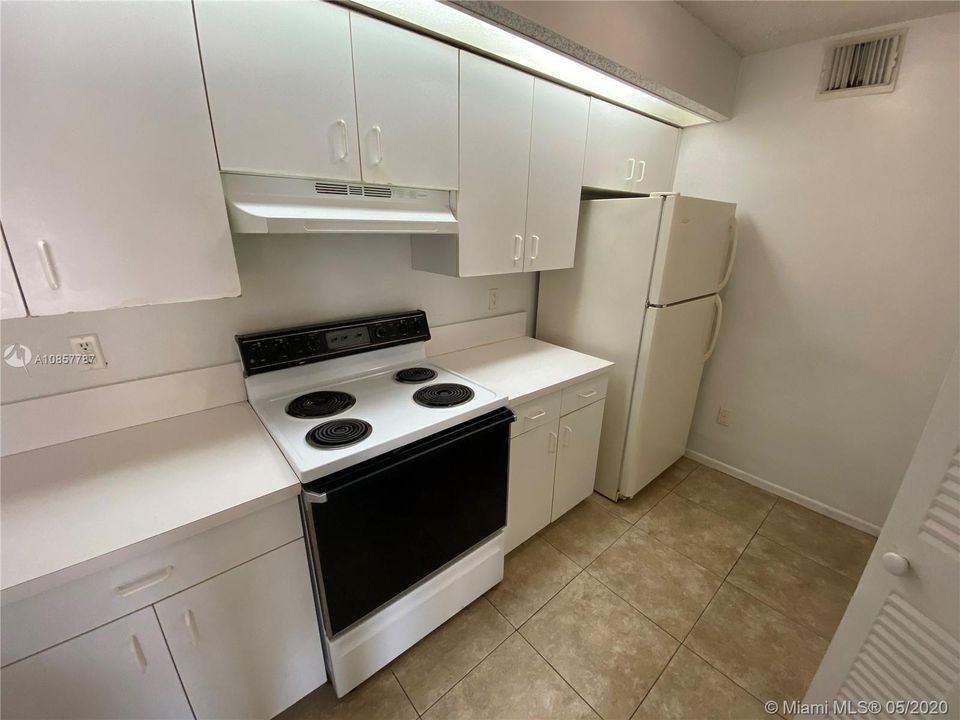 Недавно арендовано: $1,550 (2 спален, 2 ванн, 1106 Квадратных фут)