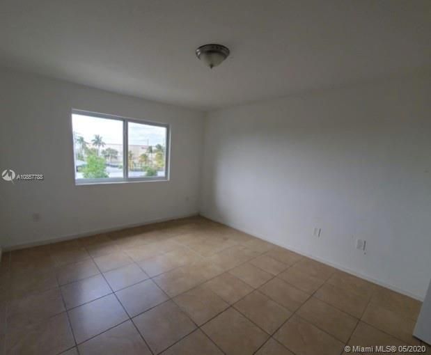 Recently Rented: $1,195 (2 beds, 2 baths, 895 Square Feet)