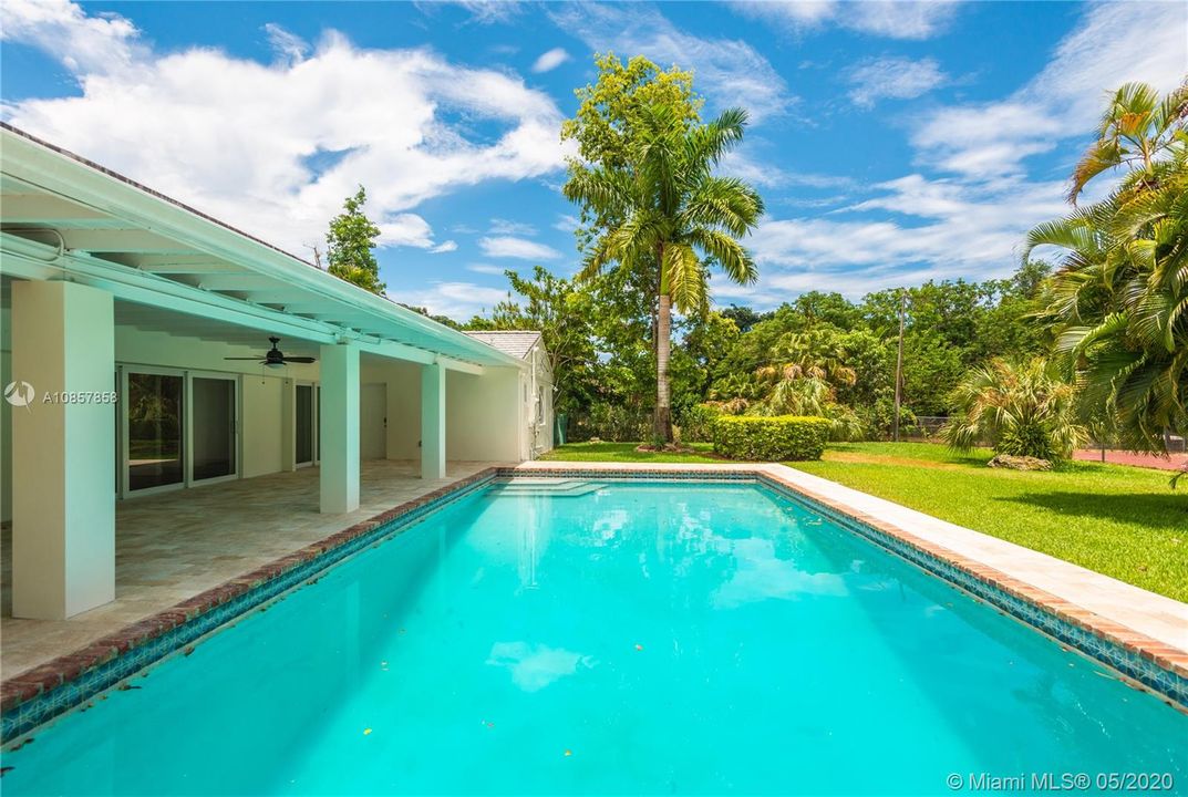 Recently Rented: $5,500 (3 beds, 4 baths, 3477 Square Feet)