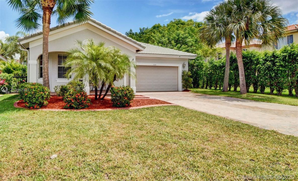 Recently Sold: $399,900 (4 beds, 2 baths, 2275 Square Feet)