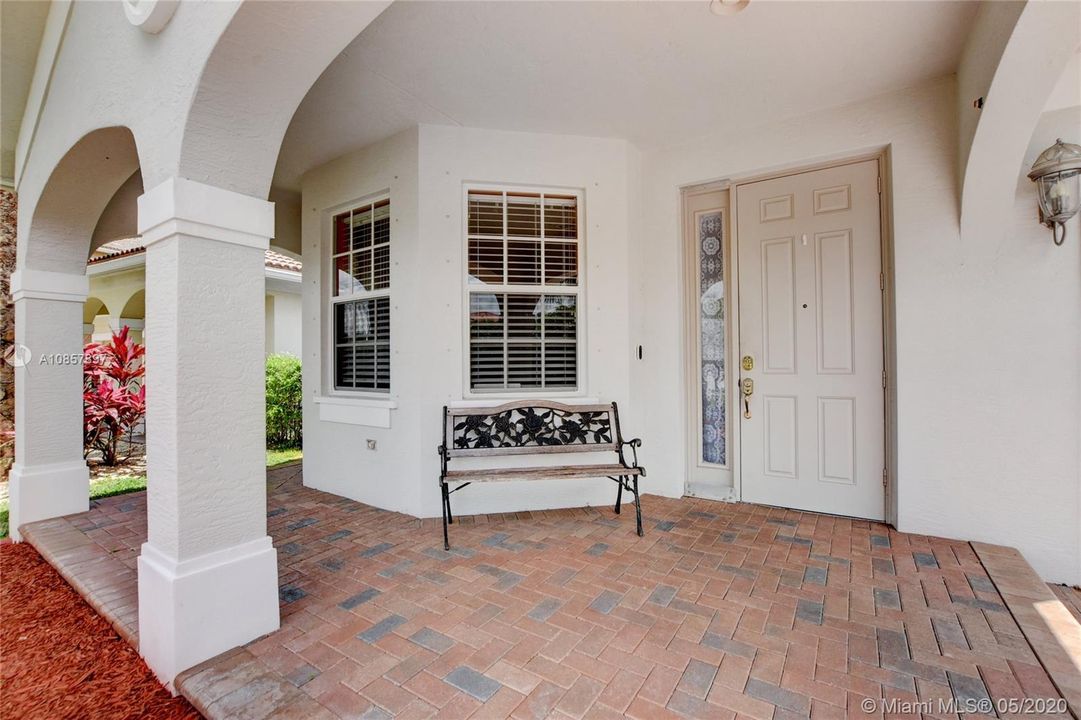 Recently Sold: $399,900 (4 beds, 2 baths, 2275 Square Feet)