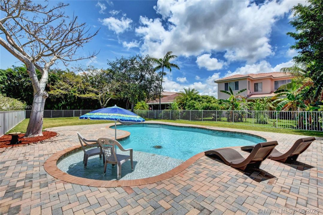 Recently Sold: $399,900 (4 beds, 2 baths, 2275 Square Feet)