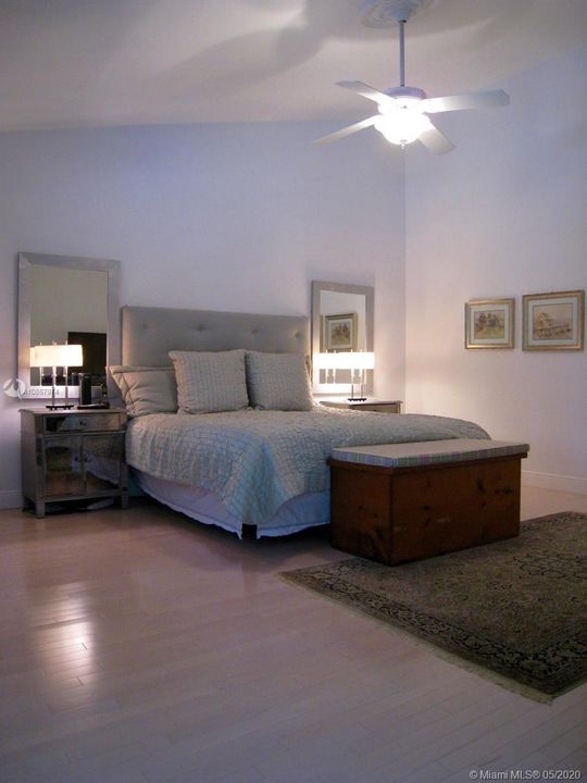 Recently Rented: $5,990 (4 beds, 2 baths, 2853 Square Feet)