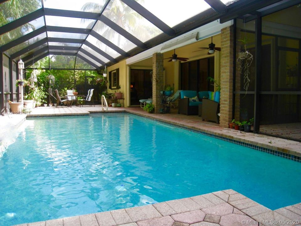 Recently Rented: $5,990 (4 beds, 2 baths, 2853 Square Feet)