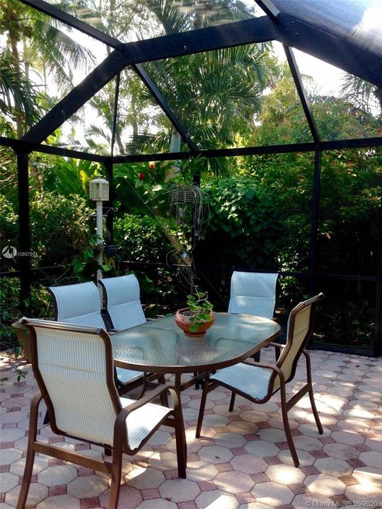 Recently Rented: $5,990 (4 beds, 2 baths, 2853 Square Feet)