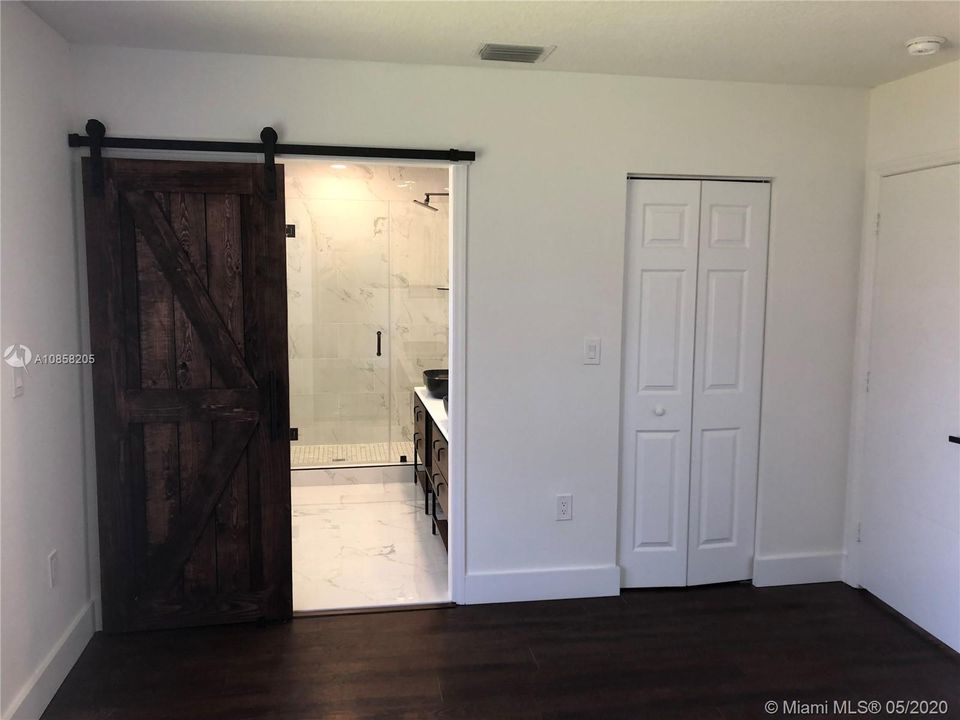 Recently Sold: $439,999 (3 beds, 2 baths, 1676 Square Feet)