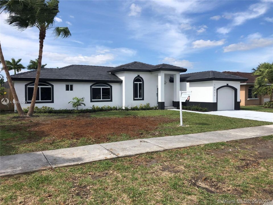 Recently Sold: $439,999 (3 beds, 2 baths, 1676 Square Feet)