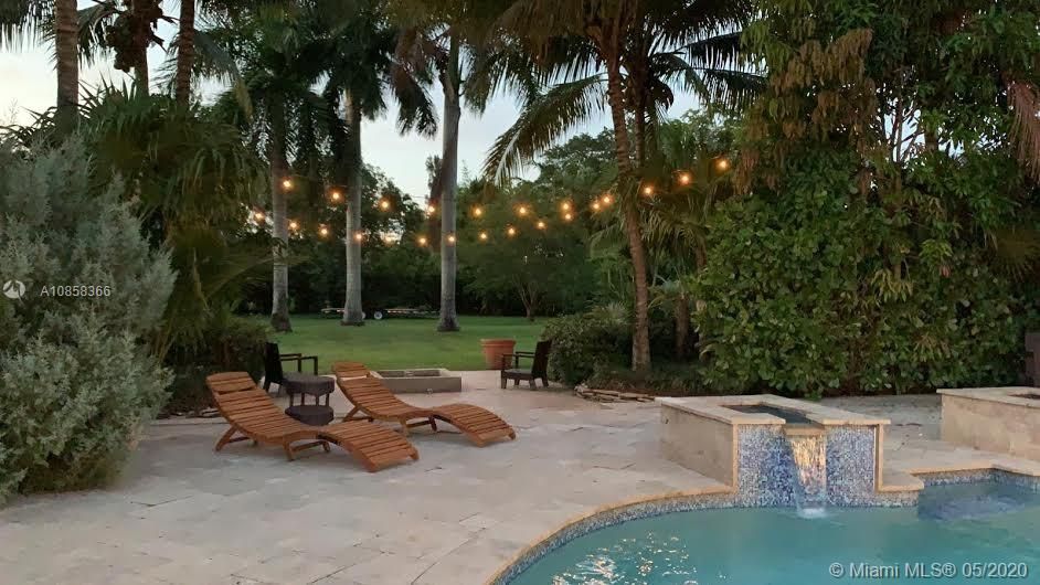 最近售出: $610,000 (3 贝兹, 2 浴室, 2062 平方英尺)