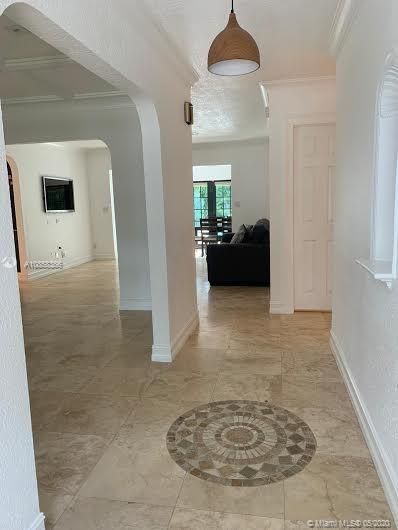 最近售出: $610,000 (3 贝兹, 2 浴室, 2062 平方英尺)