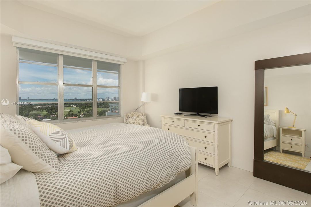 Recientemente alquilado: $2,700 (2 camas, 2 baños, 1190 Pies cuadrados)