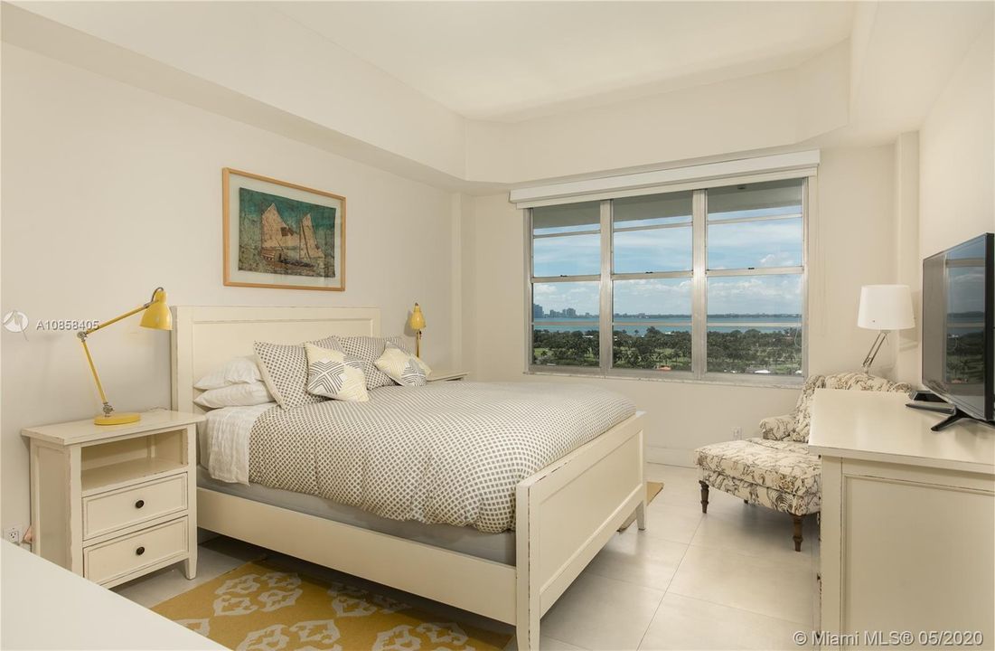 Recientemente alquilado: $2,700 (2 camas, 2 baños, 1190 Pies cuadrados)