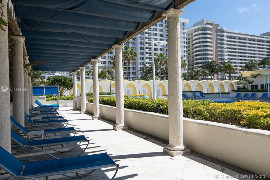 Recientemente alquilado: $2,700 (2 camas, 2 baños, 1190 Pies cuadrados)