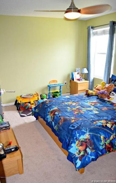 Recently Rented: $2,100 (4 beds, 3 baths, 2742 Square Feet)