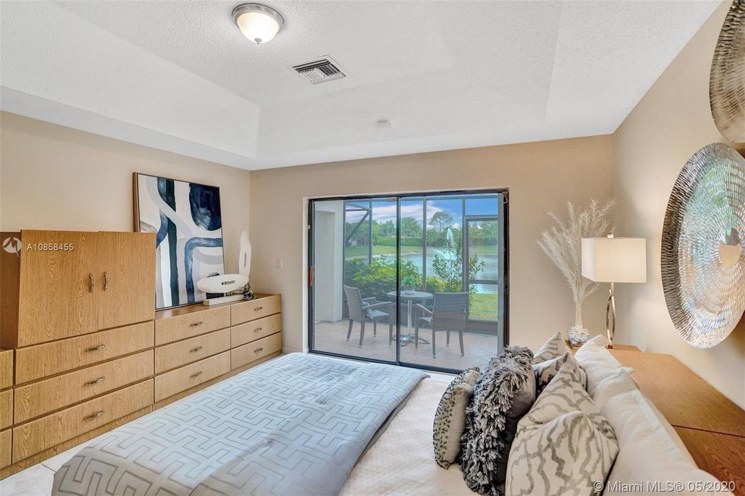 Recently Sold: $339,900 (3 beds, 2 baths, 2092 Square Feet)