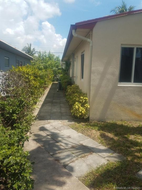 Недавно арендовано: $900 (1 спален, 1 ванн, 576 Квадратных фут)