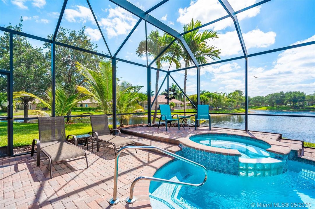 Recently Sold: $699,000 (5 beds, 4 baths, 3628 Square Feet)