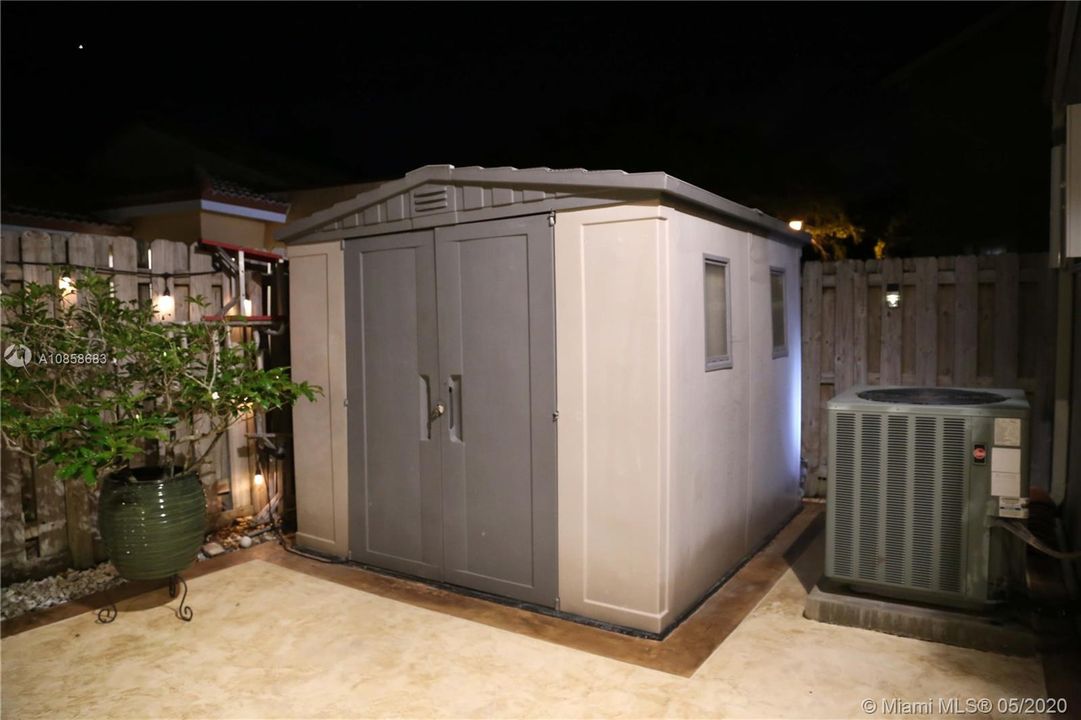 Recently Sold: $360,000 (3 beds, 2 baths, 1173 Square Feet)