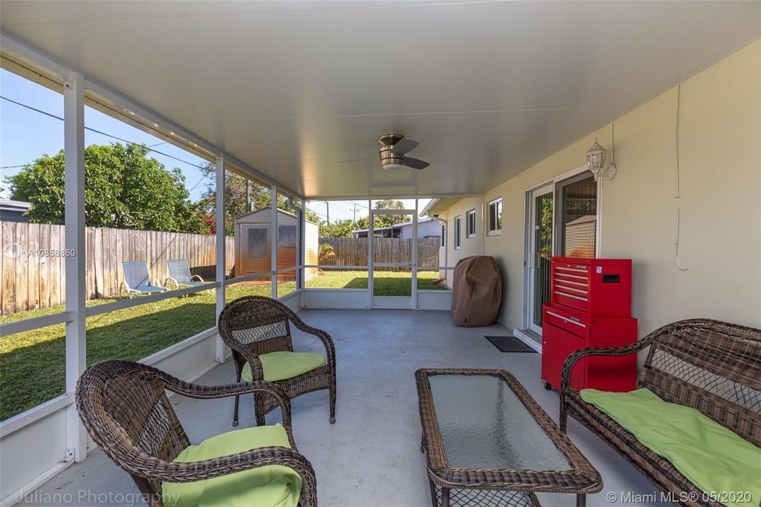 Recently Sold: $254,000 (3 beds, 2 baths, 1224 Square Feet)