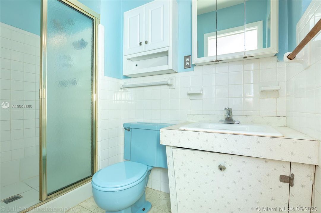 Recently Sold: $254,000 (3 beds, 2 baths, 1224 Square Feet)